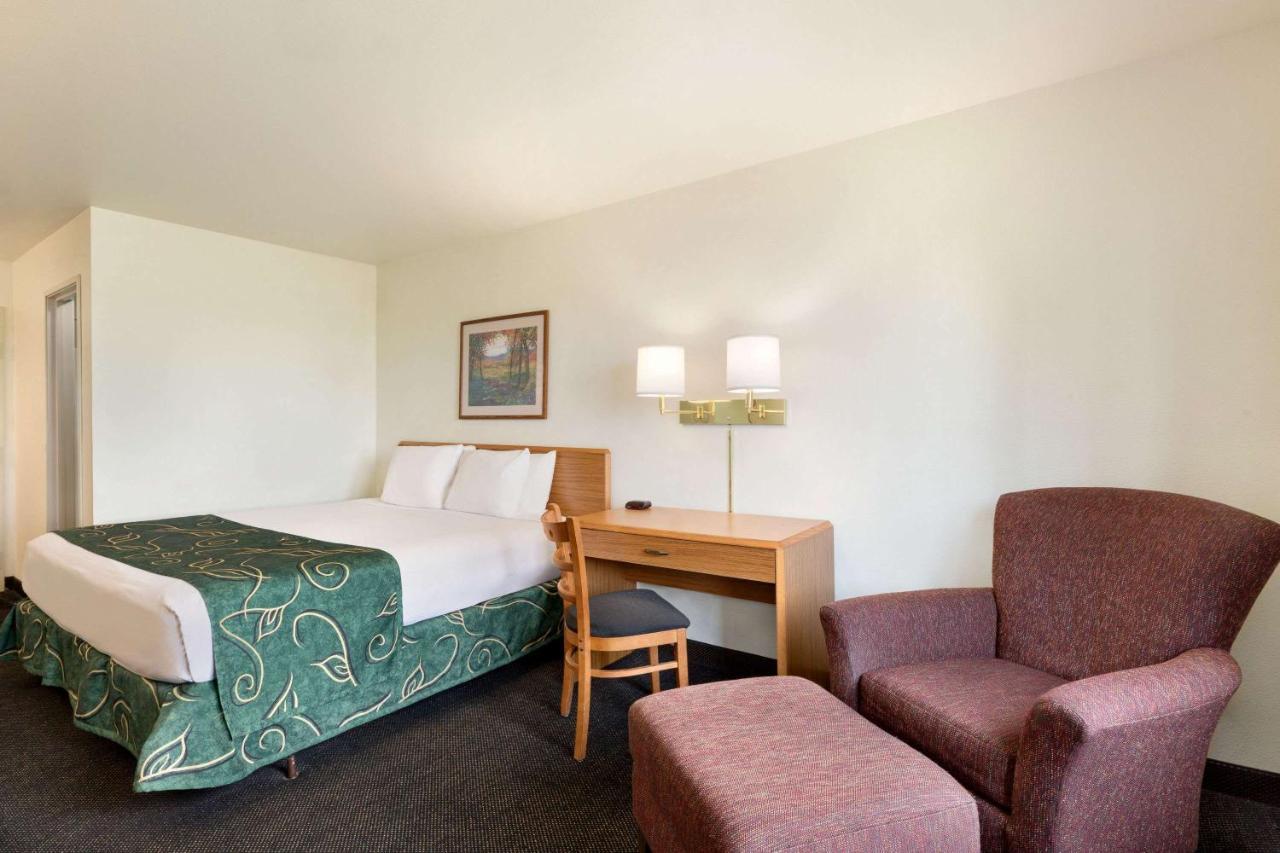 Travelodge By Wyndham Sharon Springs Exterior foto